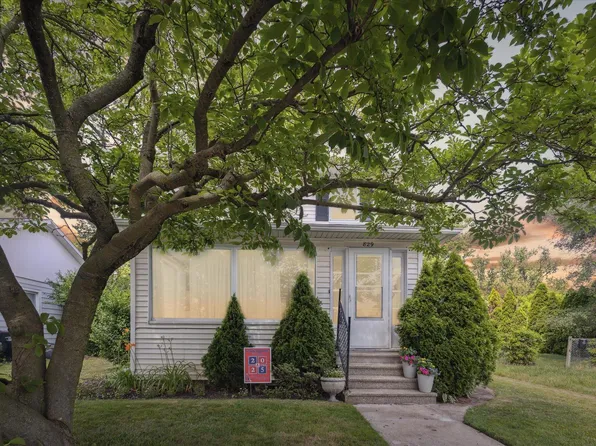 829 S 29th St, South Bend, IN 46615