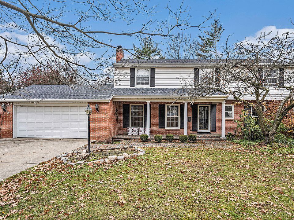 1st image of 2608 Lomond Dr