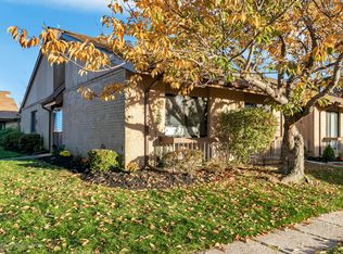 18 Dickinson Ct, Red Bank, NJ 07701