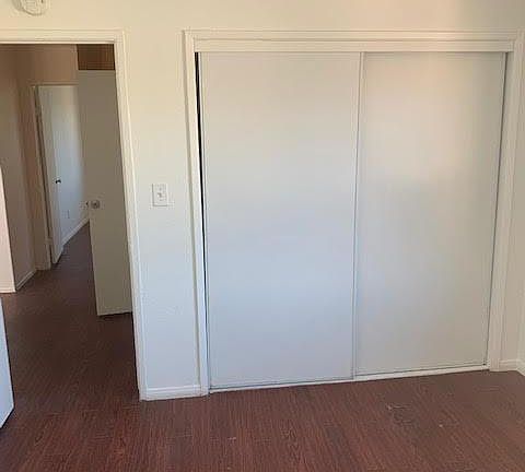 5th image of 4455 Newton Ave #B