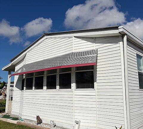 3rd image of 22 Henry Dr