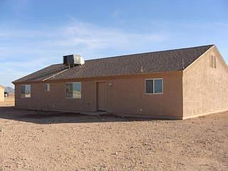 2nd image of 2940 E Paloma Rd