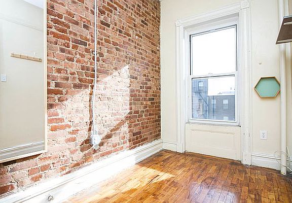 2nd image of 60 Hancock St APT 4R