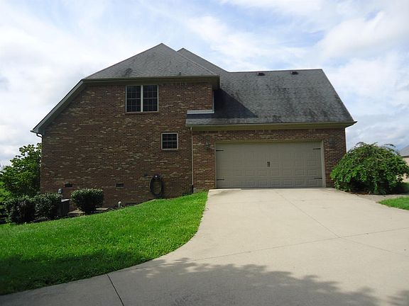 5th image of 4054 Port Royal Dr