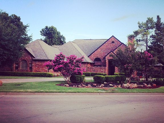 2nd image of 6802 NW Graysons Mountain Dr