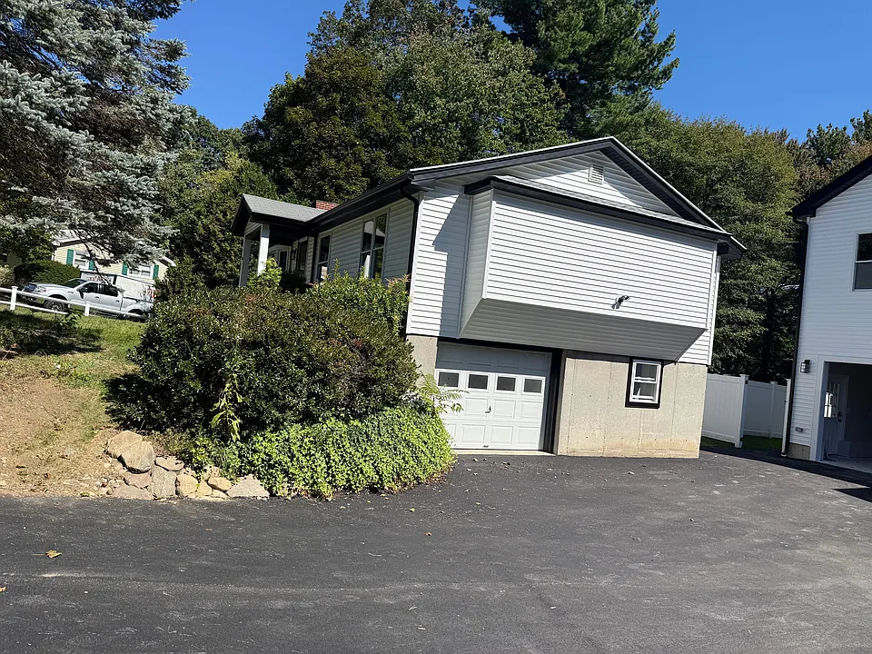 44 Topsfield Cir #2