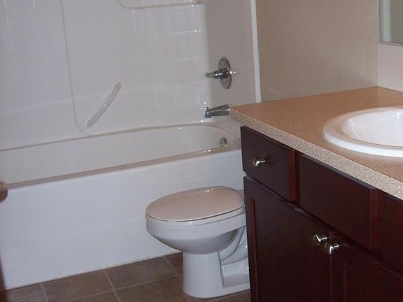 2nd image of 5741 Colby Ct SE