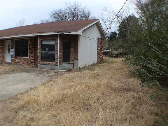 3rd image of 1214 Arkansas Ave