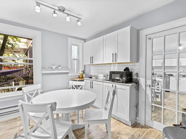 42 William St, Medford, MA