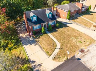 147 Peony Ave, Pittsburgh, PA 15229