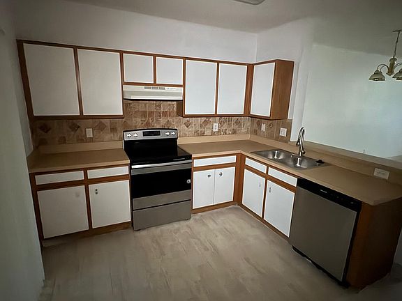 3rd image of 6139 Osprey Lake Cir