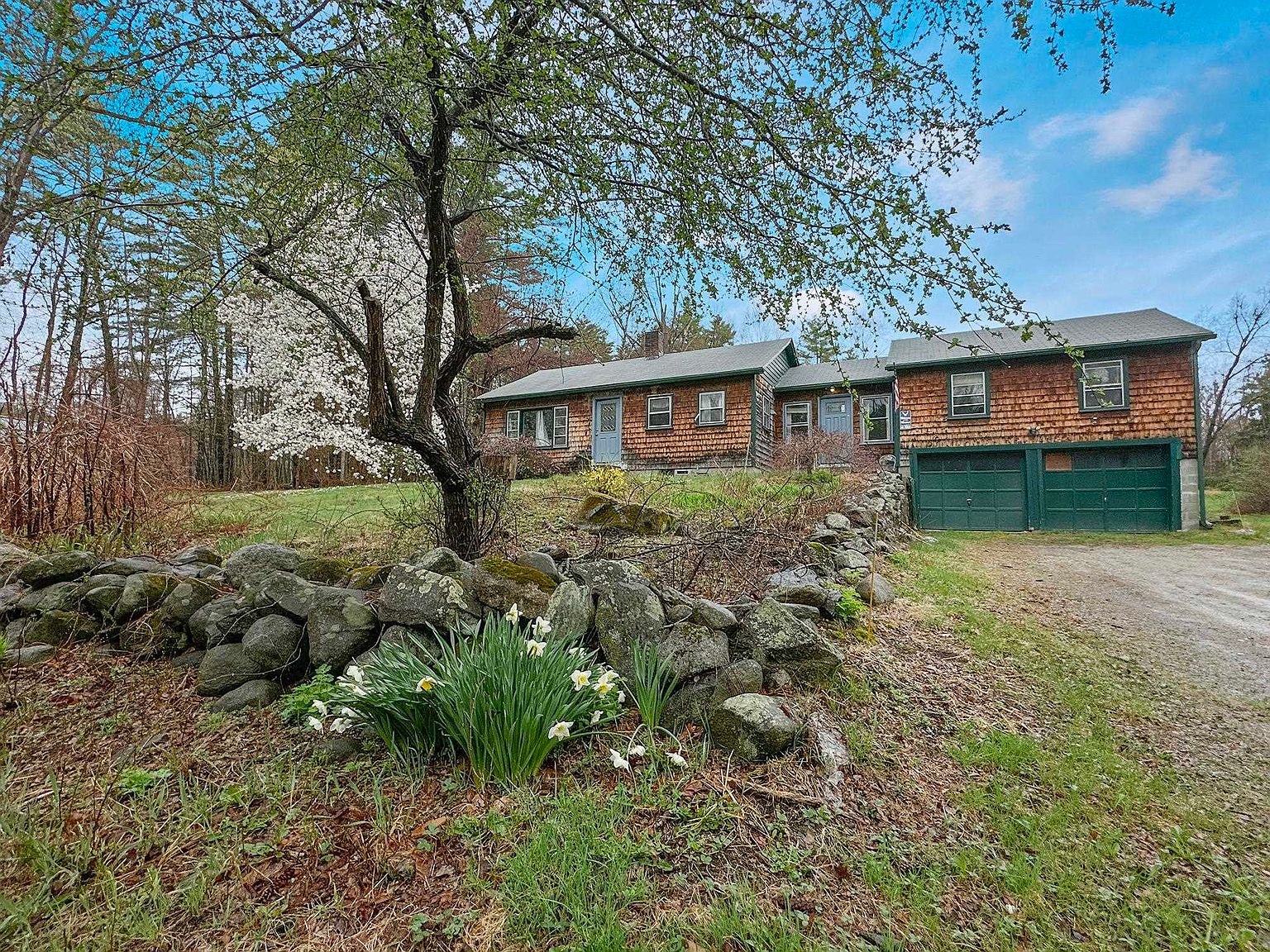 1136 Pine Street, Hopkinton, NH 03229 | Zillow