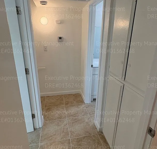 2909 S Chester Ave #16 — Photo 19