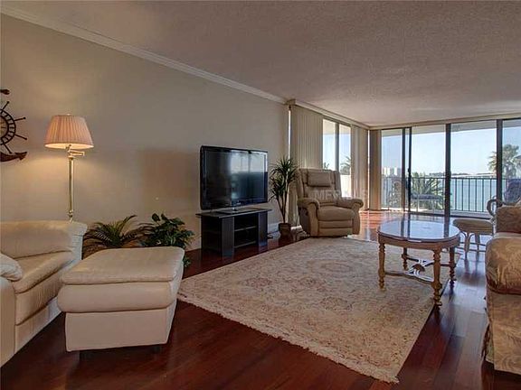 5th image of 80 Rogers St APT 3B