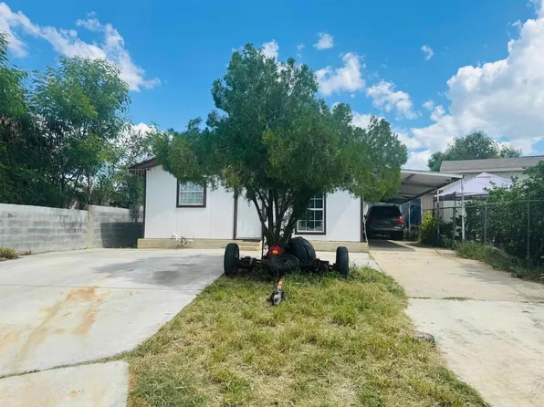 4701 Valero Ct, Laredo, TX 78046