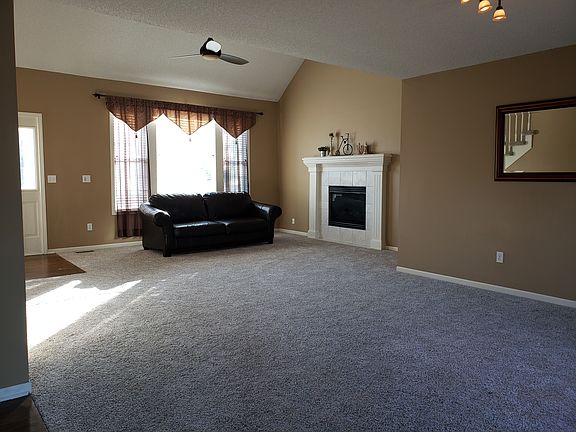 Open Floor Plan New Carpet 
