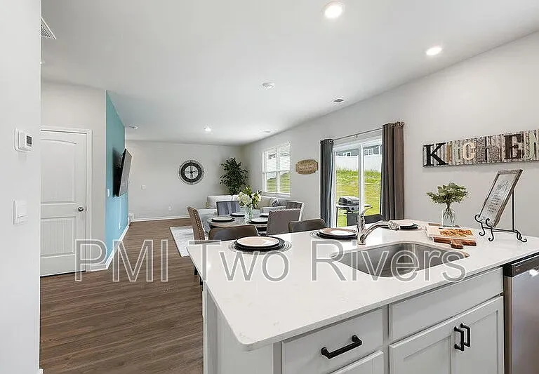 5027 Benelli Dr — Photo 1