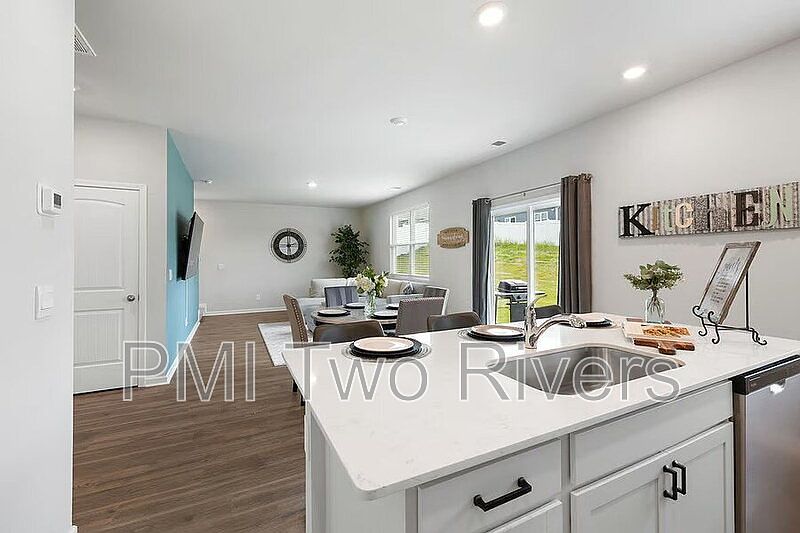 1st image of 5027 Benelli Dr