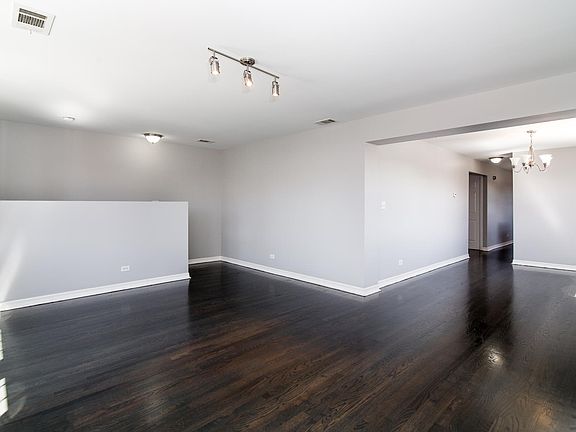 5th image of 805 N 20th Ave APT 2