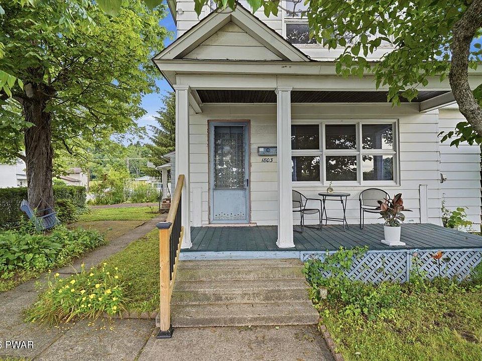 1st image of 1803 Ross Ave