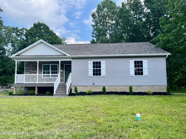 111 Monterey Rd, Scranton, PA 18505