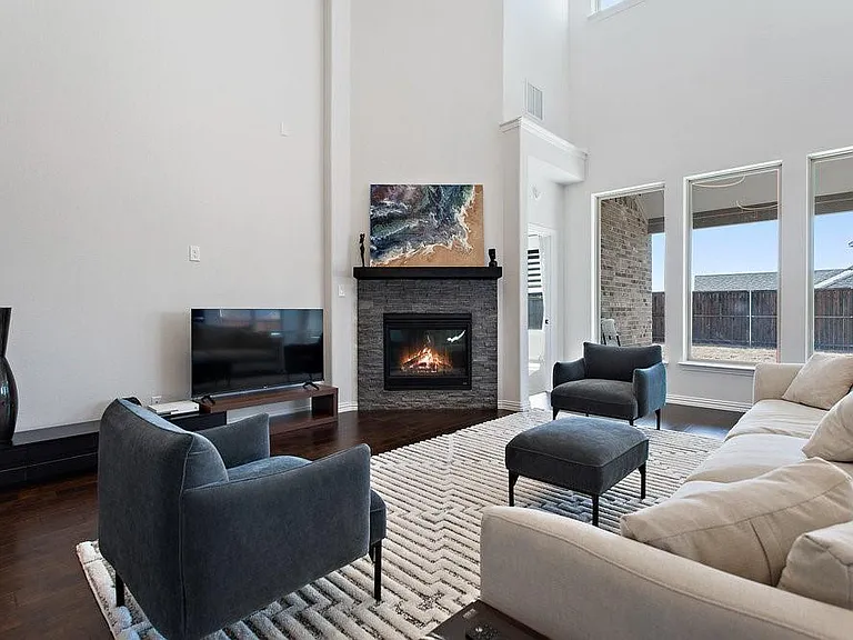 2113 Dorsey Dr — Photo 17