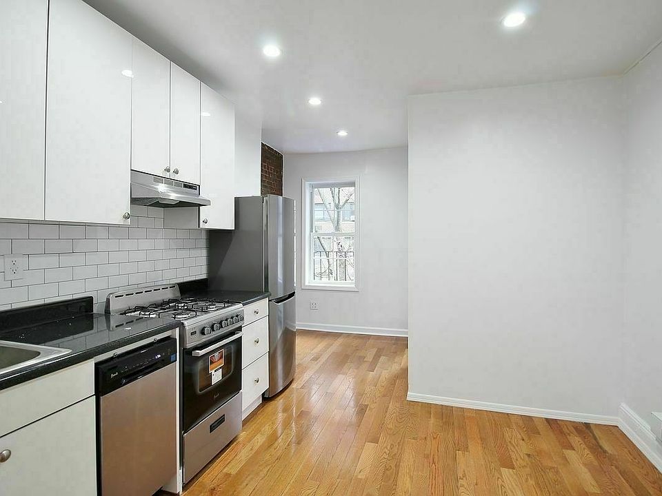 1st image of 231 E 29th St #3/4
