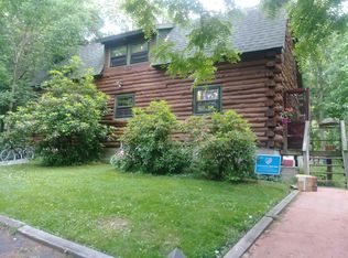 457 Storms Rd, Valley Cottage, NY 10989