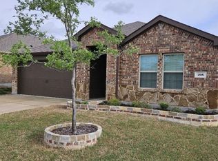 708 English Dr, Aubrey, TX 76227