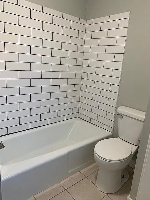 2 bed, 1000 sqft, $2,000 — Photo 2