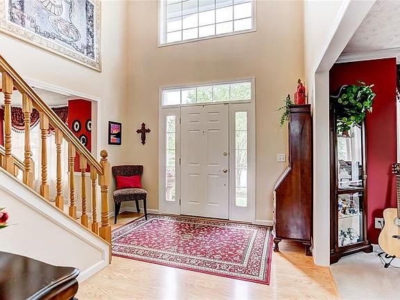 4th image of 6588 Wintergreen Pl