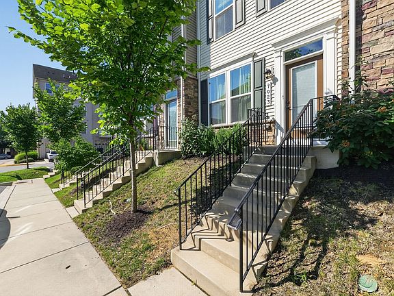 3rd image of 7023 Mahant Way