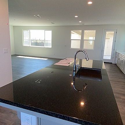 4th image of 2600 Ellis Town Dr