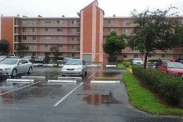 2nd image of 8710 N Sherman Cir APT 304