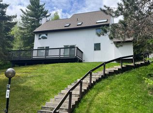 30 Which Way #69, Warren, VT 05674