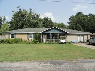 1912 Preston St, Kennett, MO 63857