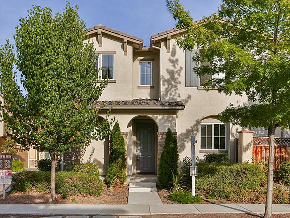 3rd image of 5538 Carew Way