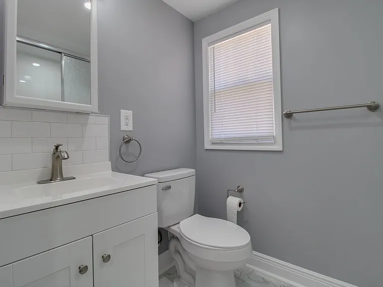 236 N Oleander Ave #1 — Photo 11