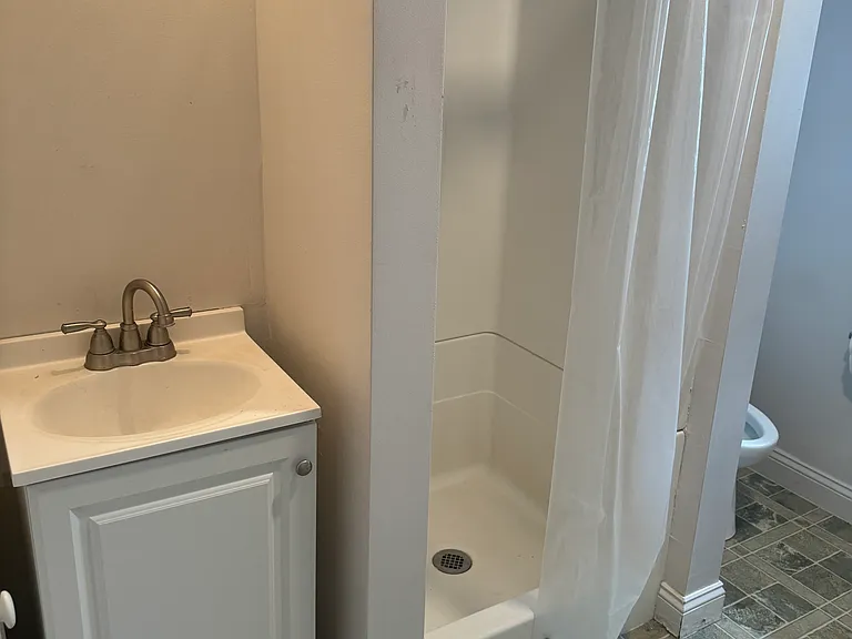 441 Main St #G — Photo 6