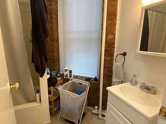 5th image of 107 Thompson St #1DN