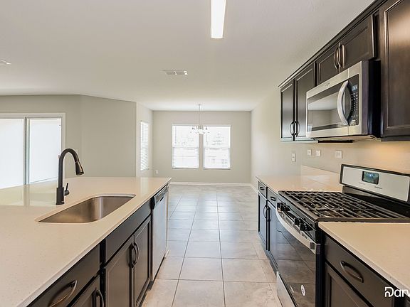 3rd image of 3040 Greywood Ln