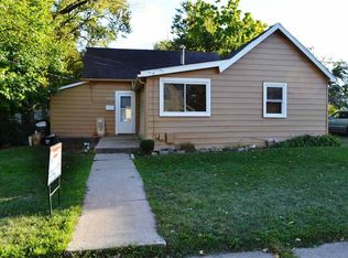 1423 W 12th St, Davenport, IA