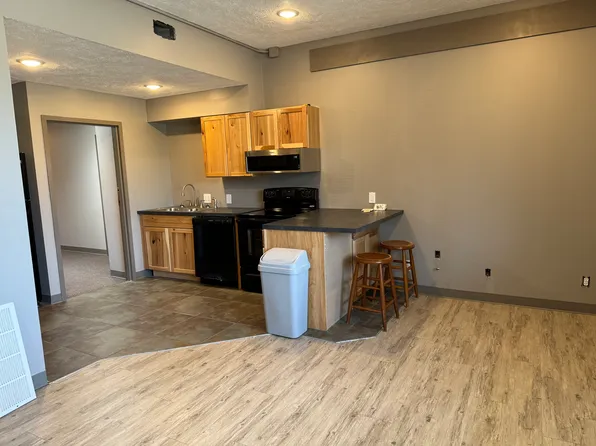 1640 Holdrege St #112, Lincoln, NE 68508