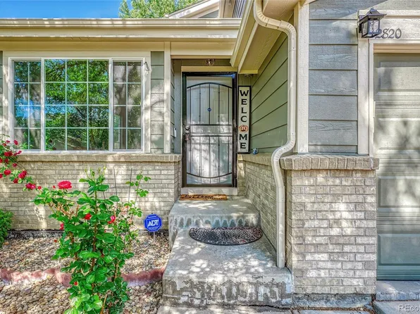 2820 S Walden Way, Aurora, CO 80013