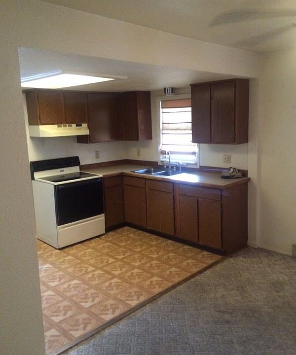 1st image of 2822 8th Ave S #1