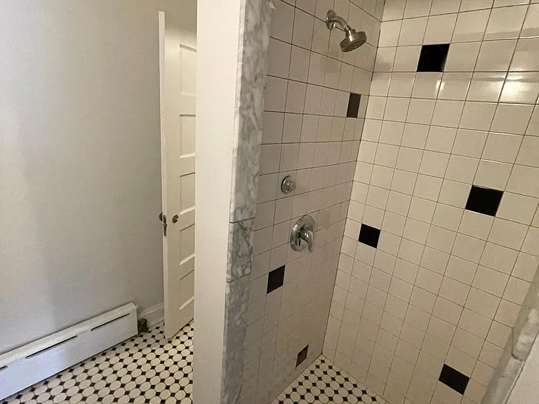 4613 Spruce St #1FR — Photo 9
