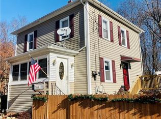 83 Winthrop Ave, West Warwick, RI 02893