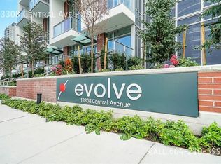 13308 Central Ave #1907, Surrey, BC V3T 0M4