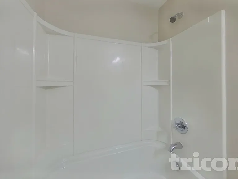 423 Lanyard Ln — Photo 14