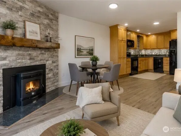 25014 Lake Fenwick Rd #28, Kent, WA 98032